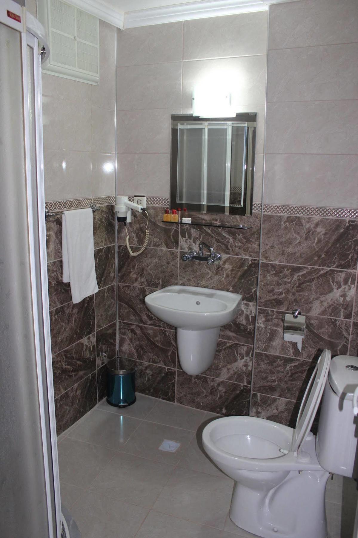 טראבזון Nazar Hotel מראה חיצוני תמונה