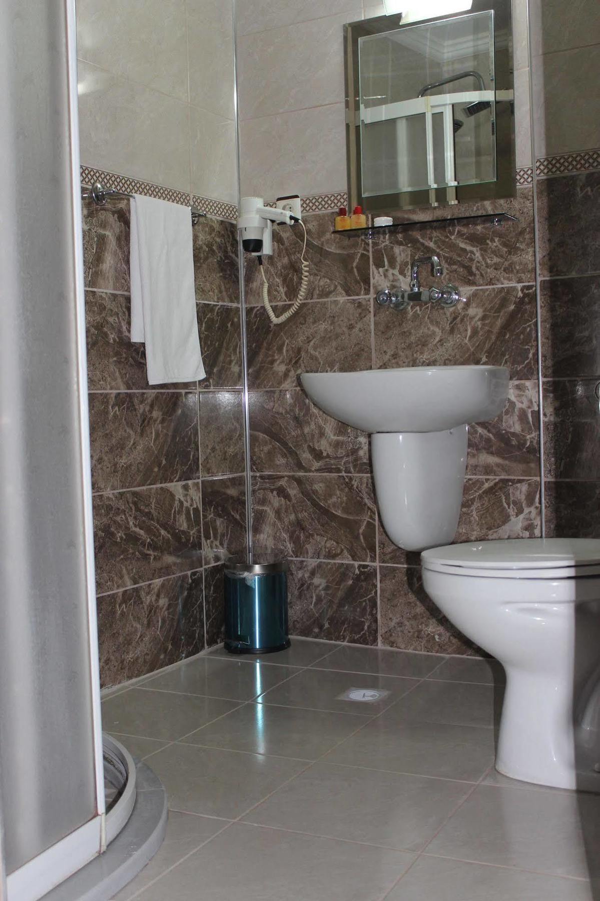 טראבזון Nazar Hotel מראה חיצוני תמונה